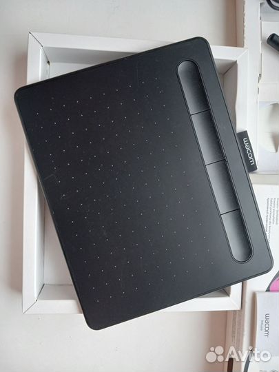 Графический планшет wacom intuos basic pen s ctl-4