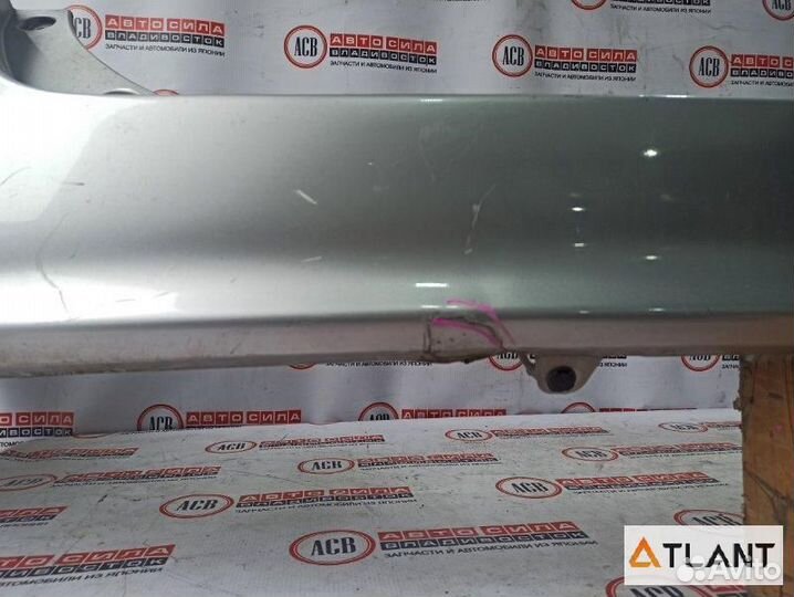 Бампер задний toyota noah