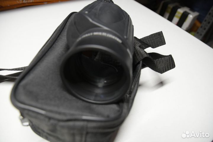 Монокуляр svbony 10-30x50