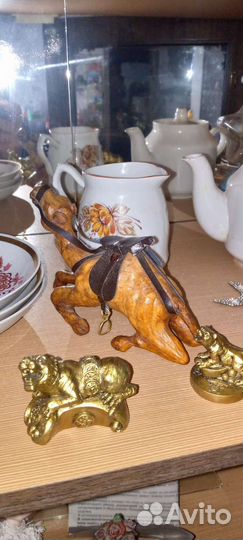 Статуэтка верблюд из дерева ручной работы