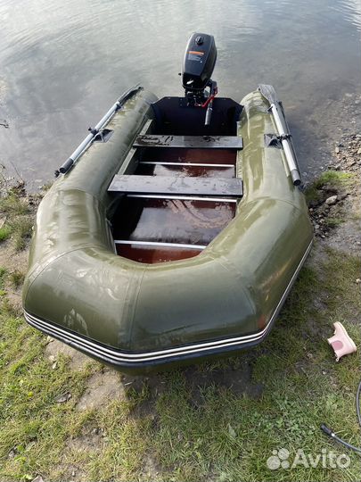 Продам комплект лодка пвх 300 киль и мотор 5 лс