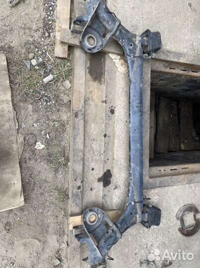 Балка задняя volkswagen polo sedan барабан без ABS