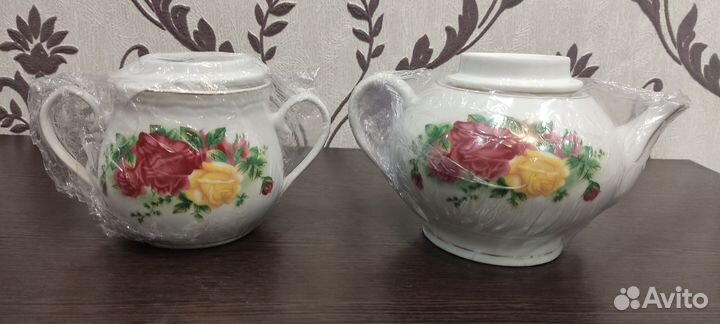 Чайник заварочный с сахарницей из фарфора