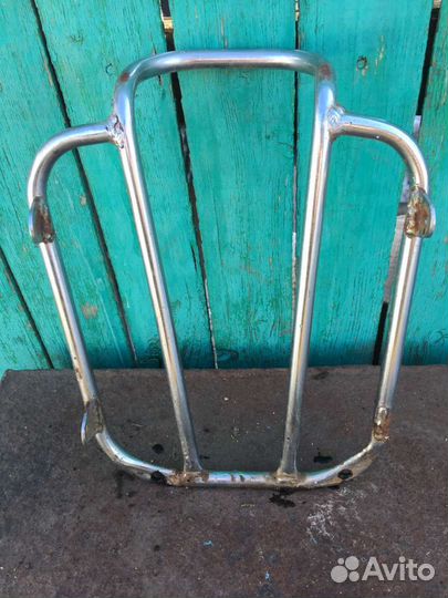 Багажник на мотоцикл