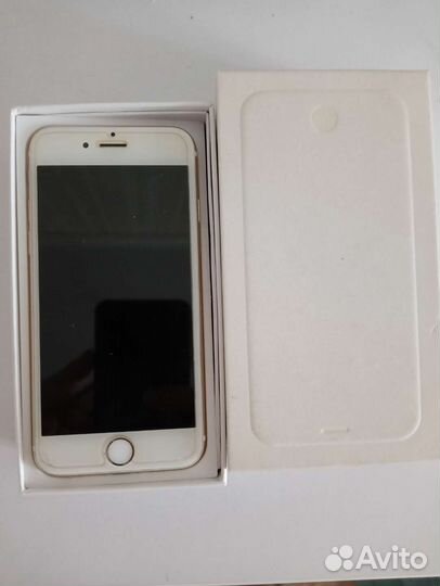 Телефон iPhone 6