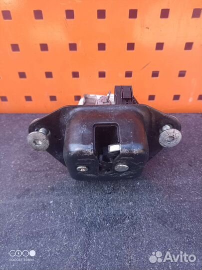 Замок багажника Honda cr-v