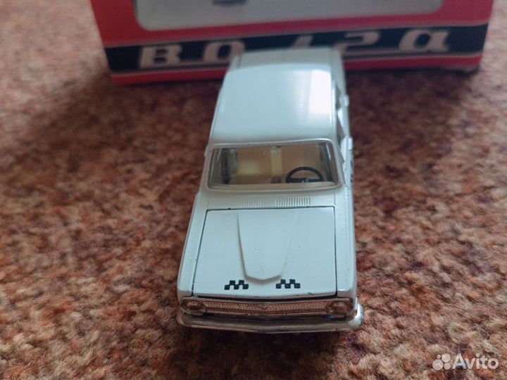 Волга газ-24 А14 такси редкие цвет