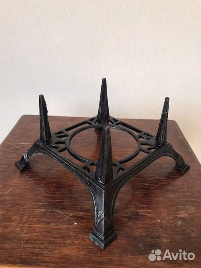 Чугунная старинная подставка