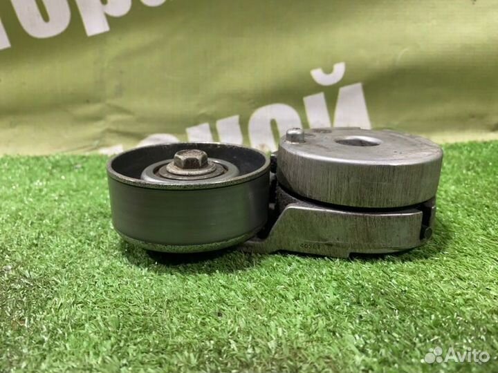 Натяжитель ремня генератора Nissan Qashqai J10