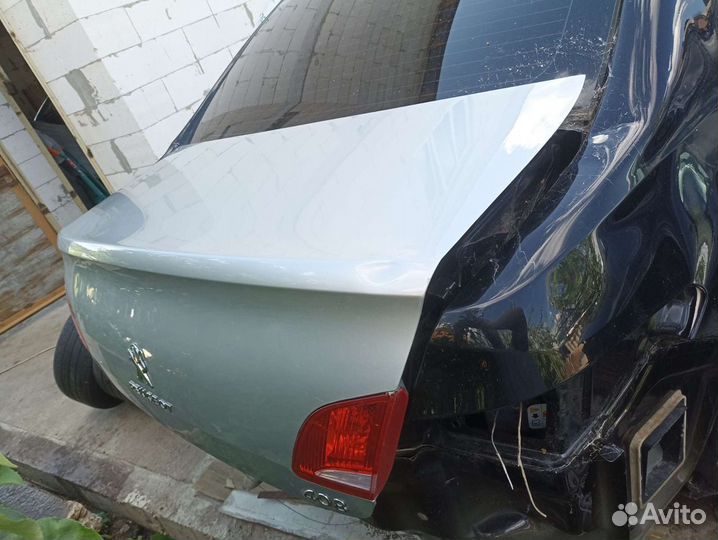 Пежо 408 Peugeot 408 Крышка багажника