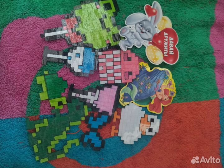 Наклейки, рисунки, татуировки