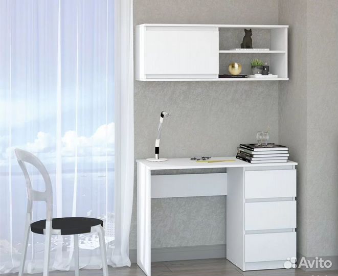 Письменный стол Хилтон с полкой