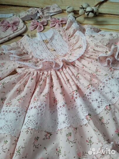 Платье для девочки из батиста