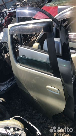 Дверь задняя левая Toyota Funcargo Тойота Фанкарго