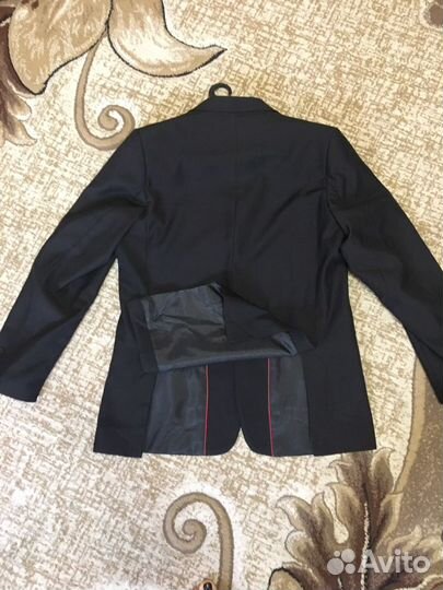 Школьный костюм