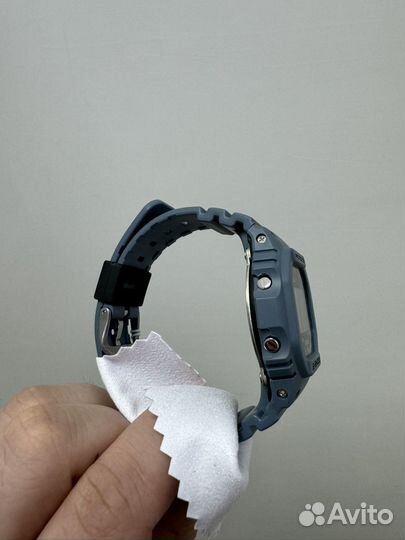 Часы наручные Casio G-shock DW-5600CA-2ER