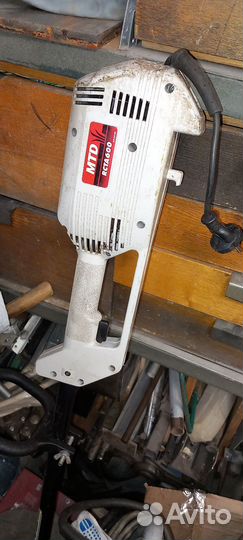 Триммер электрический для травы