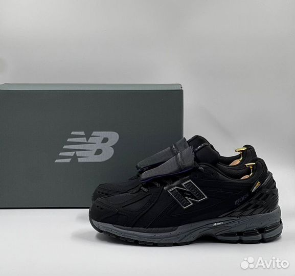 Мужские кроссовки New Balance 1906R Total Black