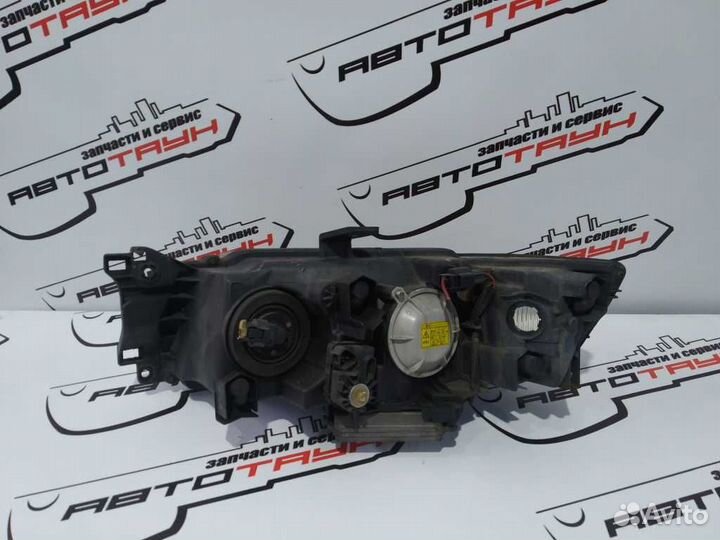 Фара mitsubishi chariot grandis N84W N86W N94W N96