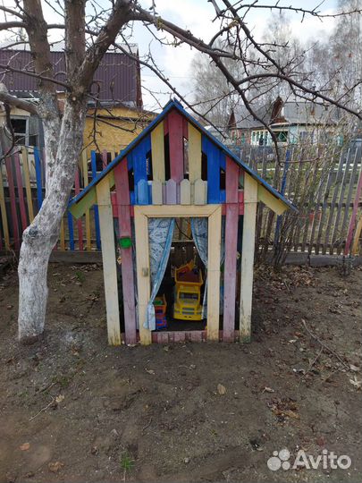 Детский деревянный домик для дачи