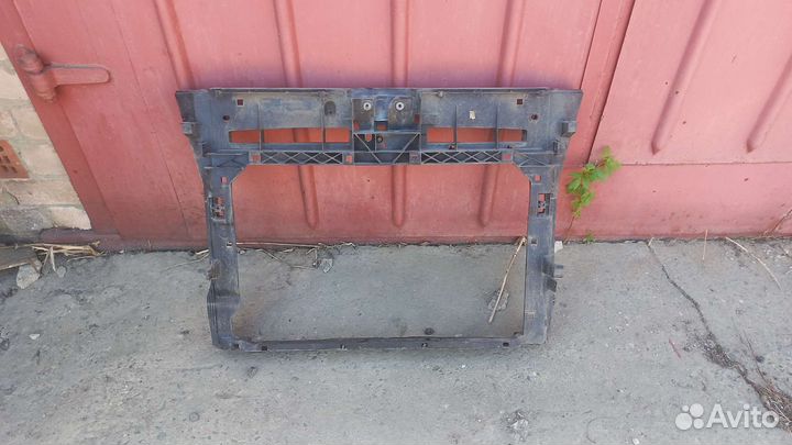 Передняя панель skoda карок