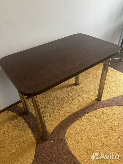 Кухонный стол бу