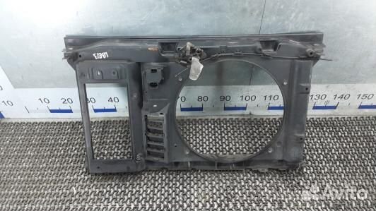 Передняя панель крепления облицовки (телевизор) pe