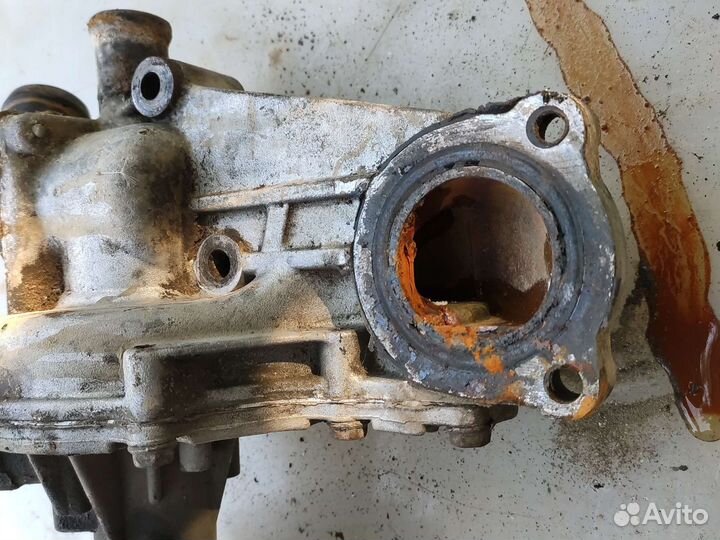 Помпа водяной насос Фольксваген Пассат б5 1.8