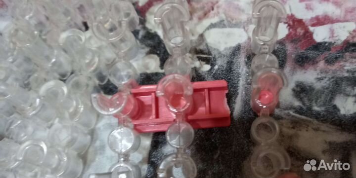 Игрушки из резинок и набор для плетения