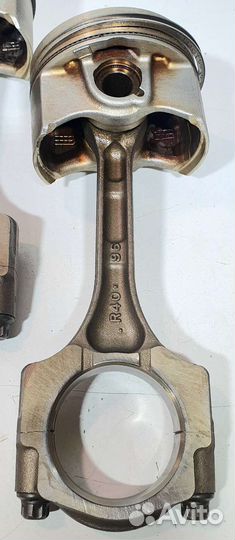 Шатун с поршнем Honda Accord 8 2.4 16V K24Z3