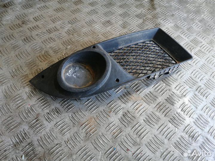 Решетка птф передняя правая Fiat Doblo 223