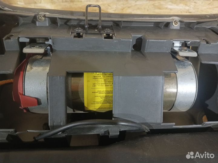 Mitsubishi carisma (каризма) торпедо+консоль