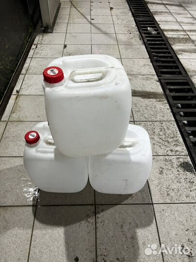 Канистра пластиковая 20 литров