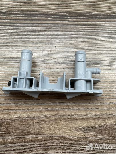 1084054 водораспределитель Electrolux