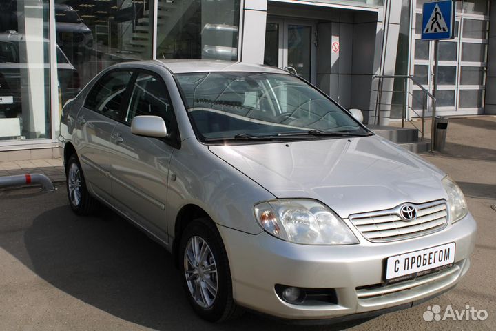 Toyota Corolla 1.5 AT, 2004, 266 000 км