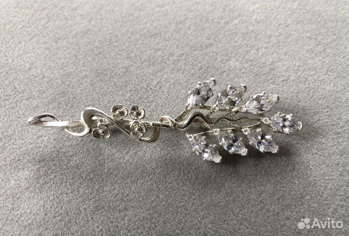 Брошь серебряная 925 пробы