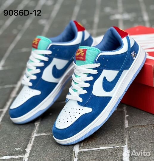 Кроссовки оптом