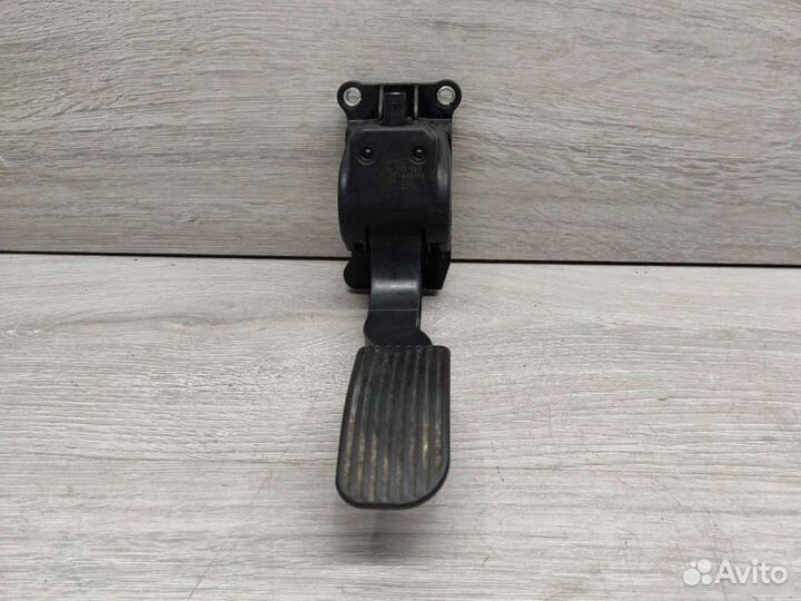 Педаль газа Mercedes Vito W639