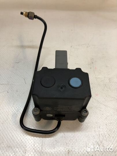 Блок клапанов пневмо BMW X5-X6 e70-e71