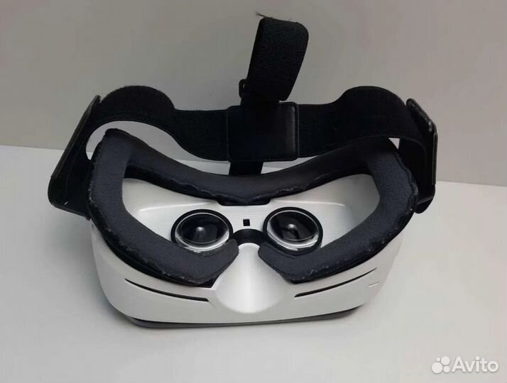 Очки виртуальной реальности Samsung GearVR SM-R322