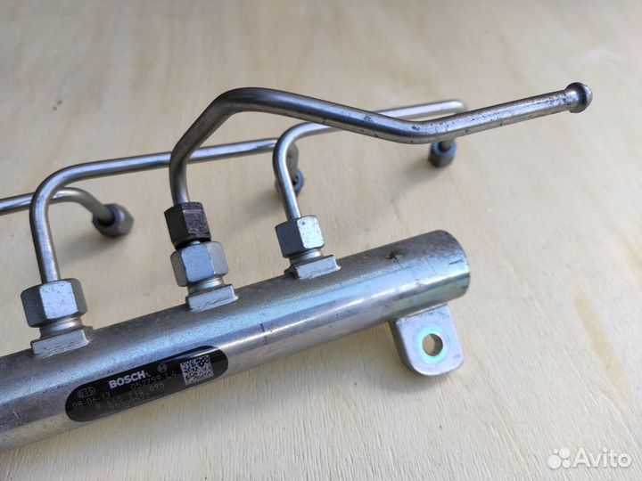 Рампа топлинвая Z19DT Astra H Vectra C Zafira B