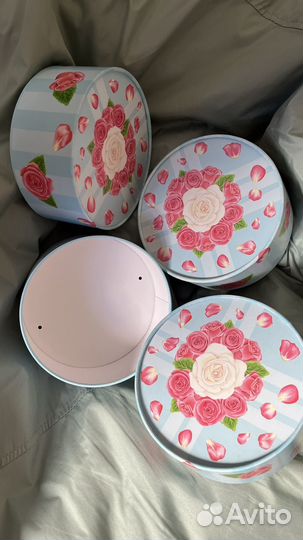 Коробка подарочная на 8 марта