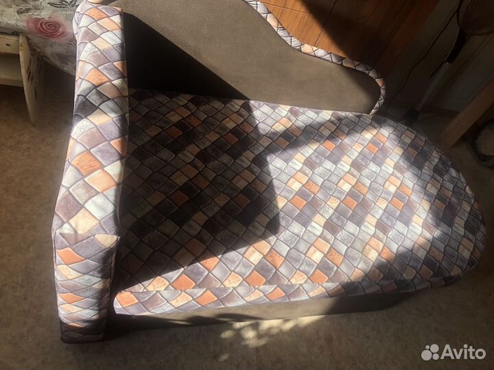 Диван подростковый