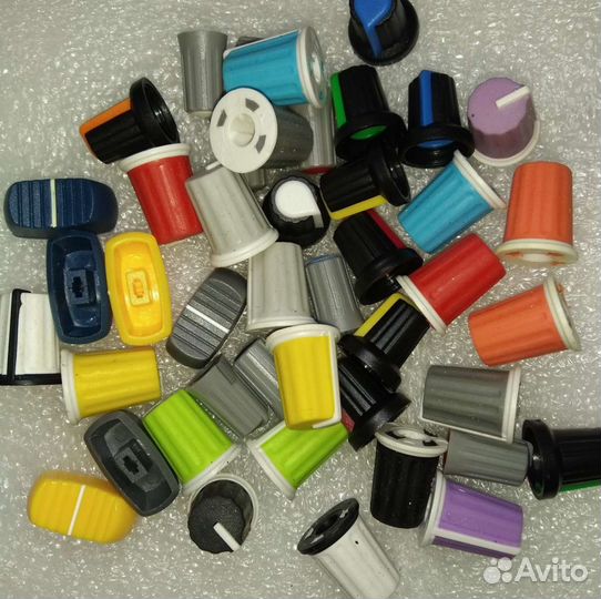 Ручки для потенциометров в ассортименте