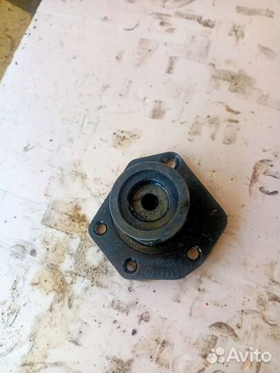 Кронштейн шестерни 4.2 bvj ауди а8 audi a8