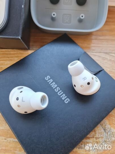 Беспроводные наушники samsung galaxy buds pro