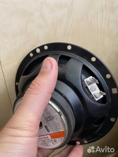 Автомобильные колонки jbl