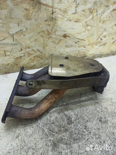 Коллектор выпускной Mitsubishi Colt 3A91 2007