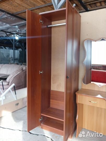 Шкаф платяной бу. Доставка бесплатно