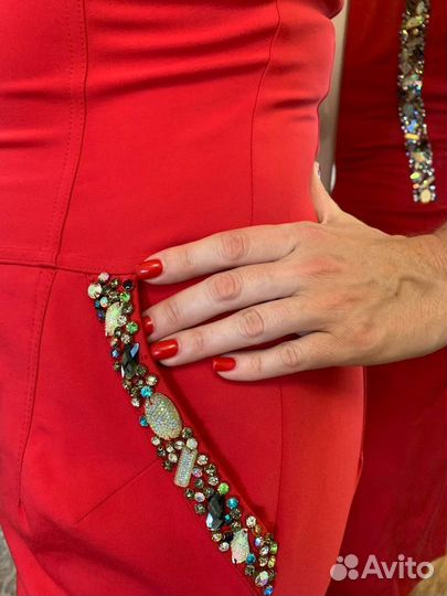 Вечернее платье